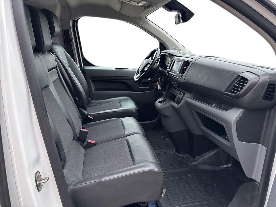 Toyota ProAce 2,0 D 144 Long Comfort Master 5d