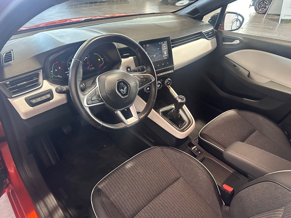 Renault Clio V 1,0 TCe 90 Techno 5d