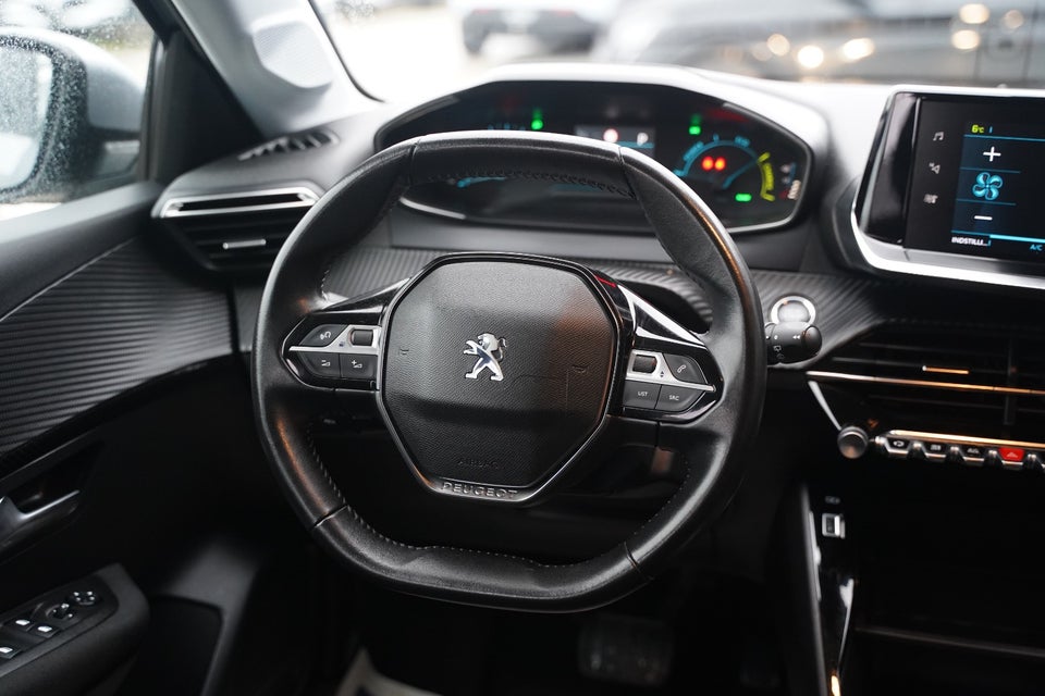 Peugeot e-208 50 Allure 5d