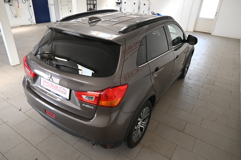 Mitsubishi ASX 1,6 Invite 5d