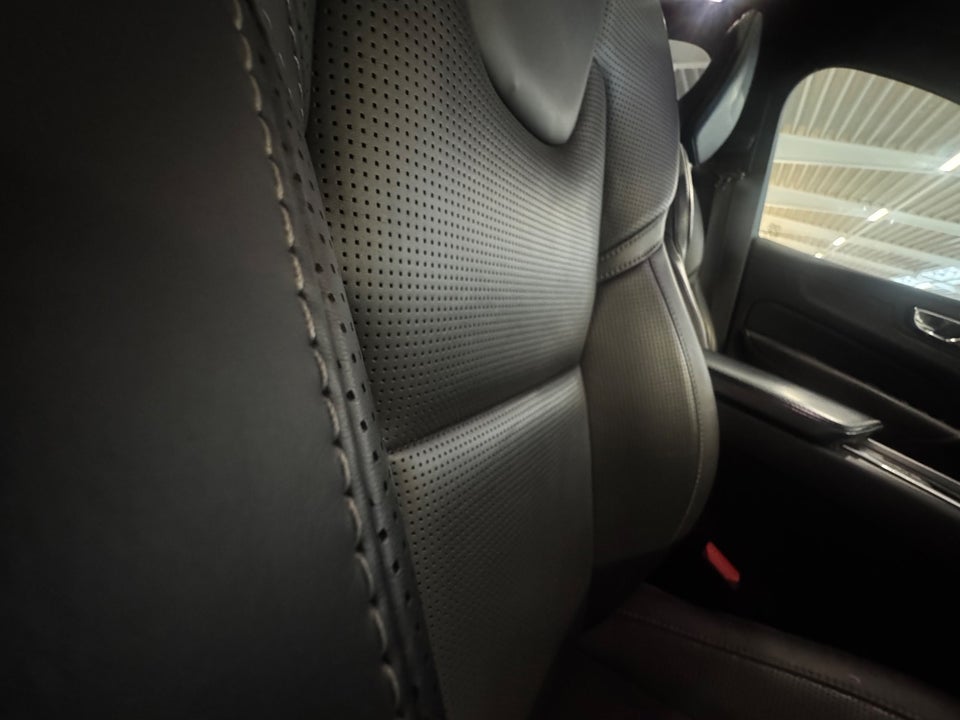 Volvo XC60 2,0 D4 200 Inscription aut. 5d