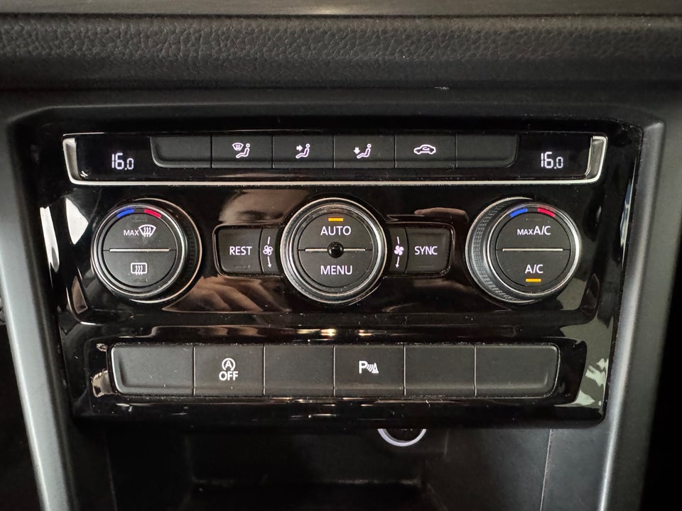 VW Touran 2,0 TDi 150 Comfortline 5d