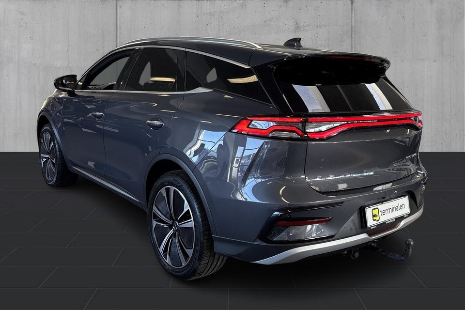 BYD Tang 109 Flagship AWD 7prs 5d