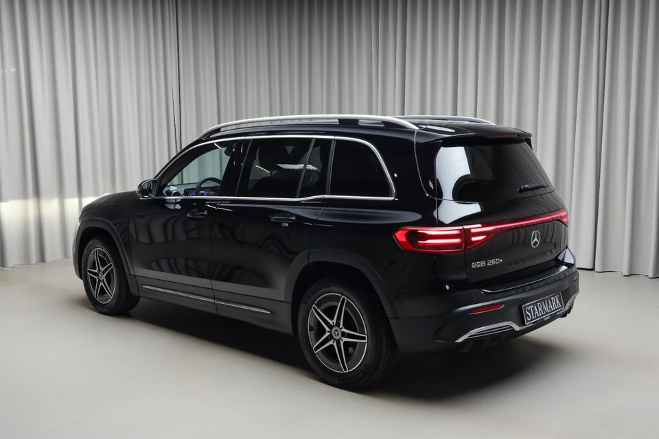 Mercedes EQB250+ AMG Advance 5d