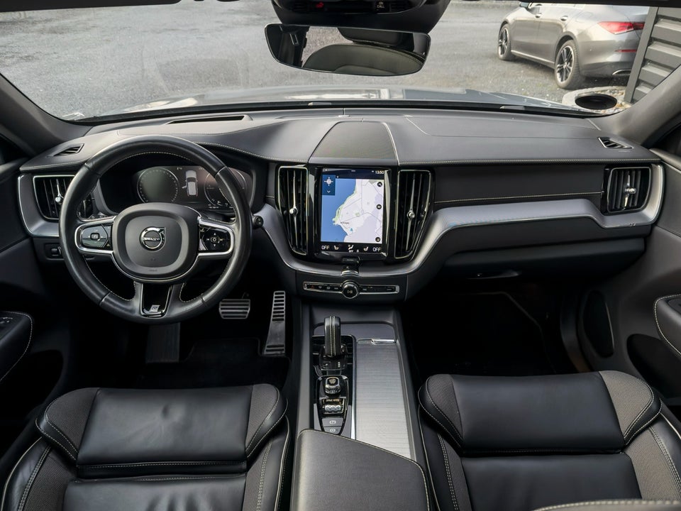 Volvo XC60 2,0 T8 390 R-Design aut. AWD 5d