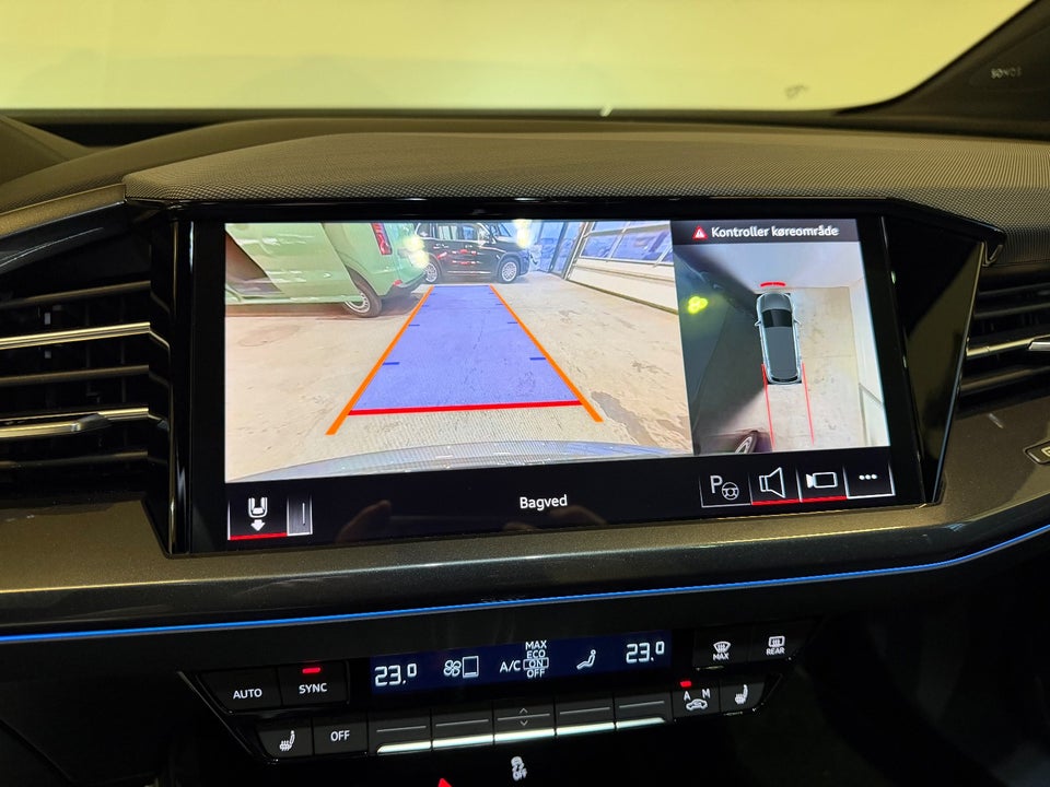 Audi Q4 e-tron 55 S-line quattro 5d