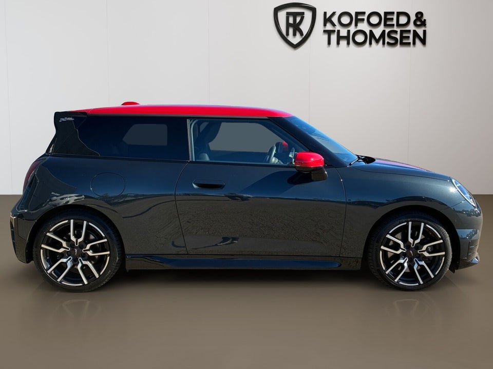 MINI Cooper SE JCW Trim M 3d
