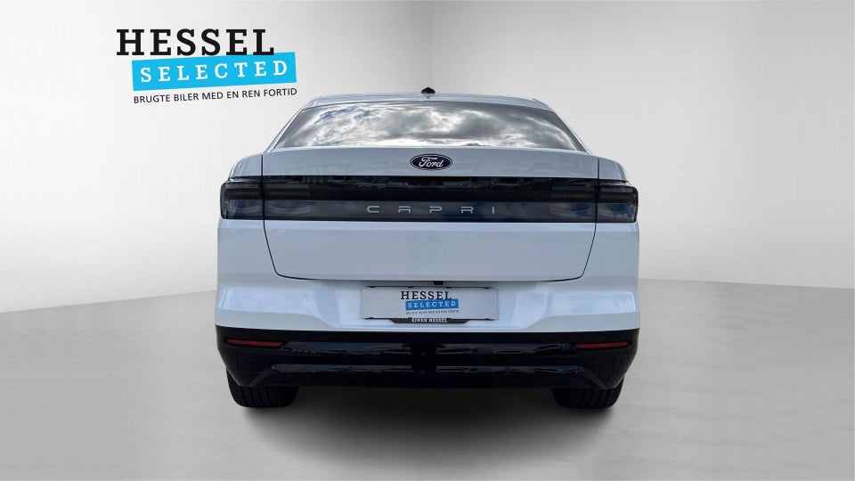 Ford Capri 82 Premium Extended Range 5d