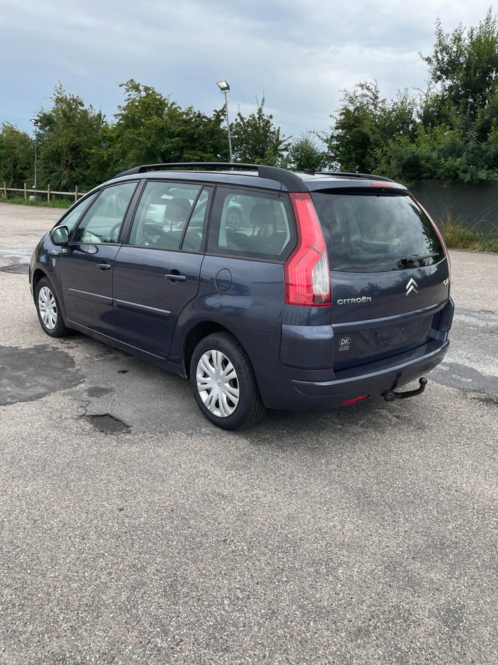 Citroën Grand C4 Picasso 1,8 16V Prestige 7prs 5d