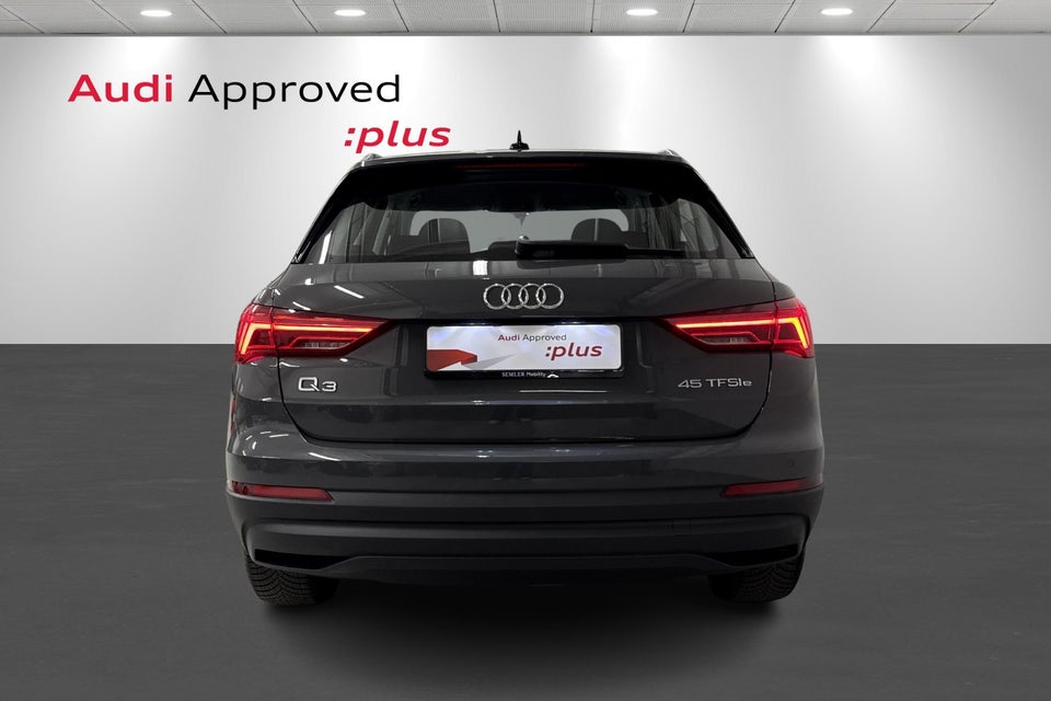 Audi Q3 45 TFSi e Attitude plus S-tr. 5d