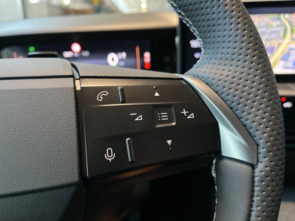 Opel Grandland-e 73 GS 5d