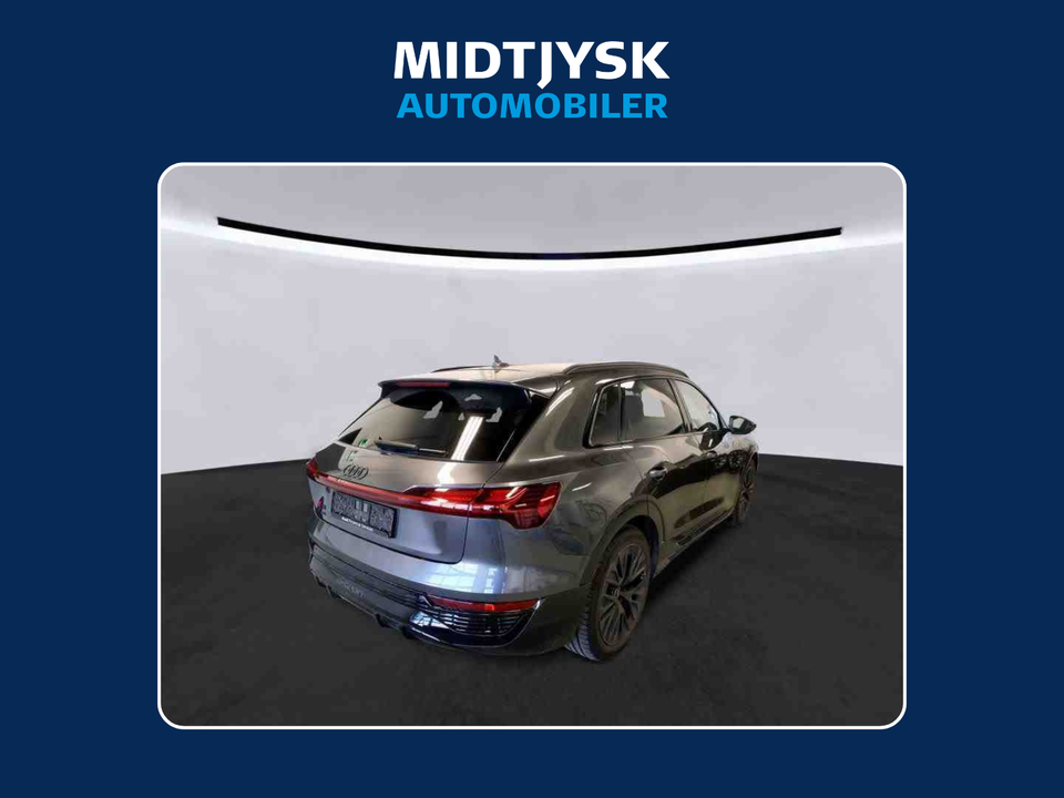 Audi Q8 e-tron 55 S-line quattro 5d