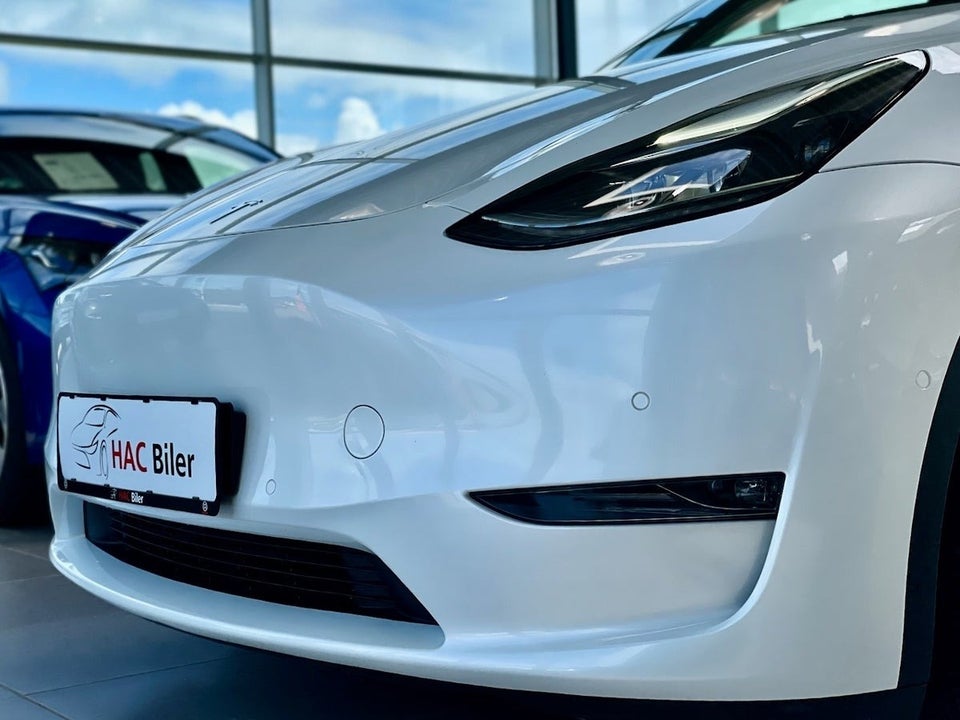 Tesla Model Y Long Range AWD 5d