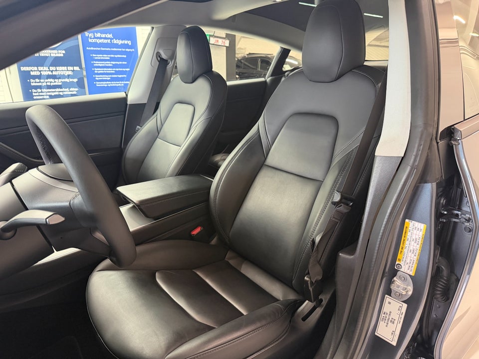 Tesla Model 3 Long Range AWD 4d