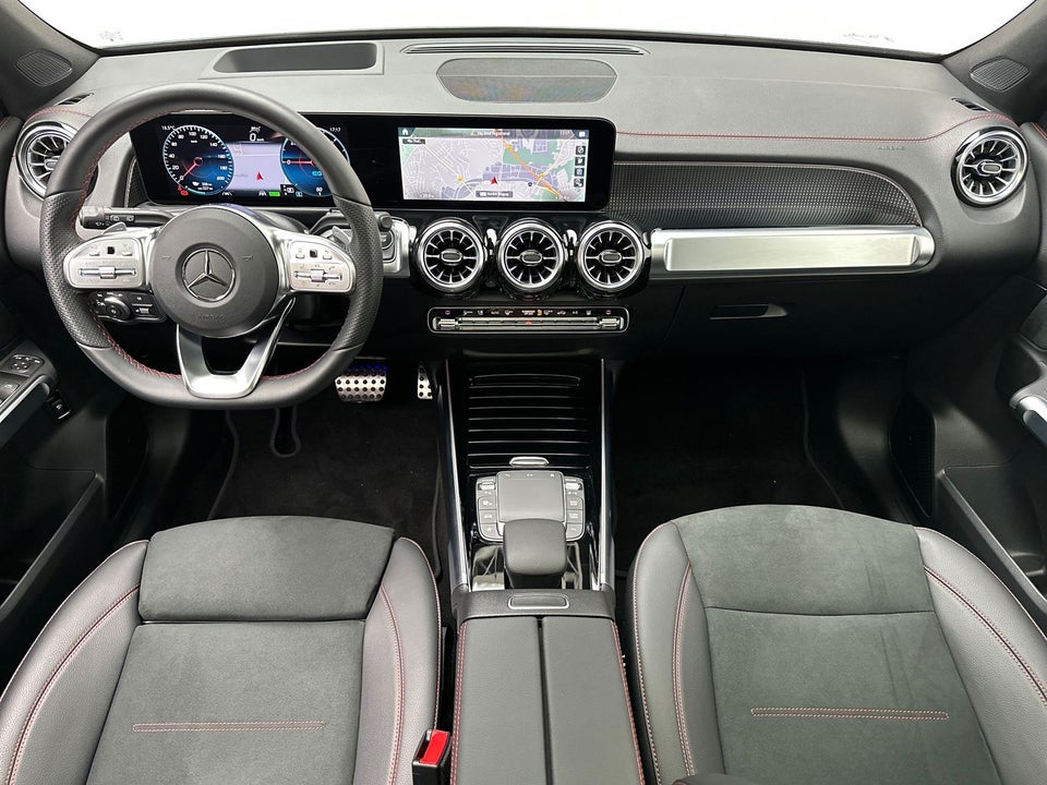 Mercedes EQB250 AMG Line 5d