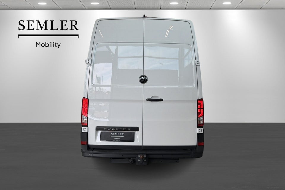 VW Crafter 35 2,0 TDi 177 Kassevogn L3H3 aut.