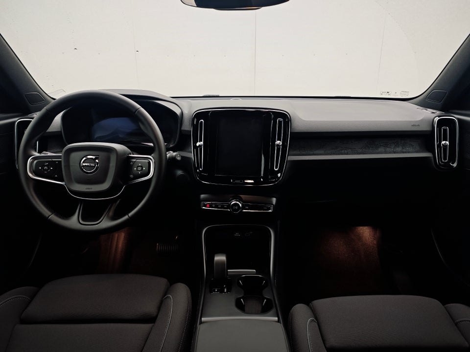 Volvo EX40 Extended Range Core 5d