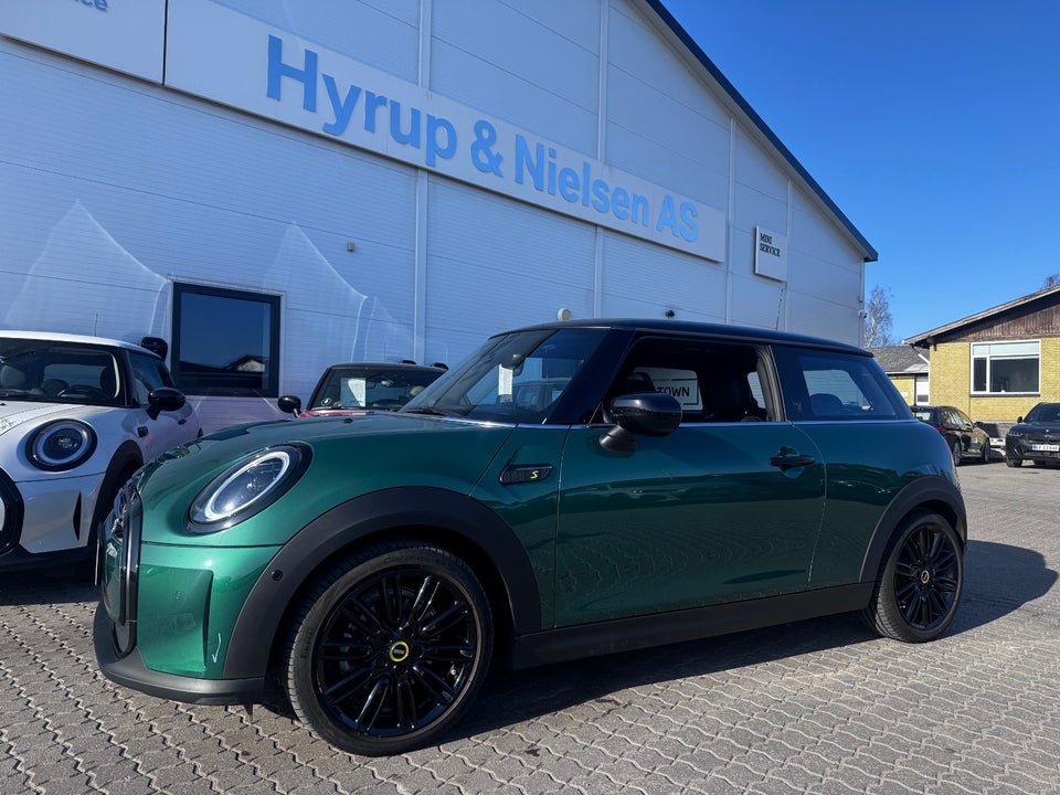 MINI Cooper SE Maximise 3d