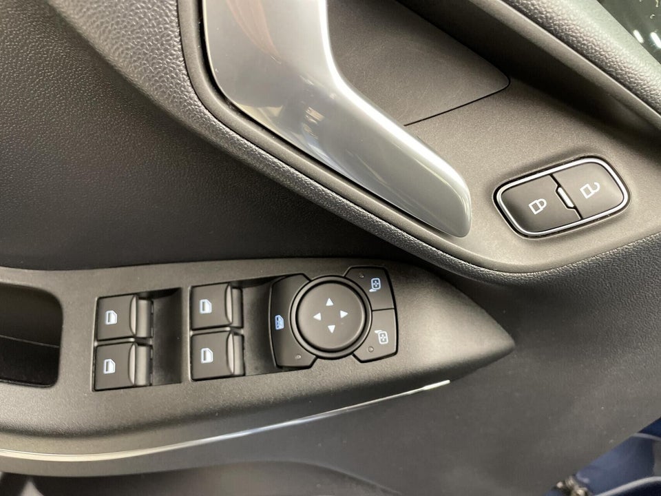 Ford Fiesta 1,0 EcoBoost mHEV Titanium 5d