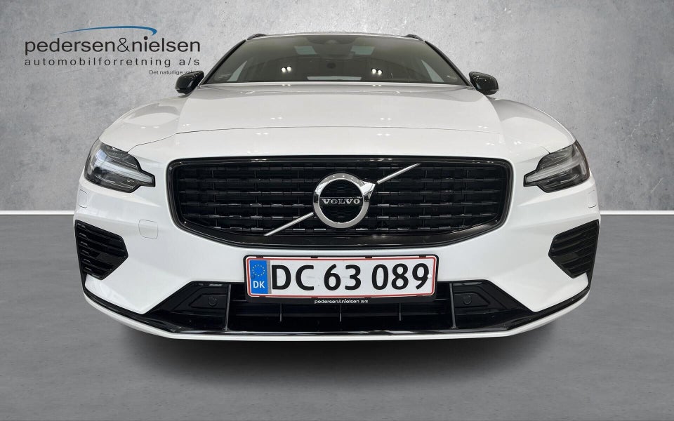 Volvo V60 2,0 T6 ReCharge R-Design aut. AWD 5d