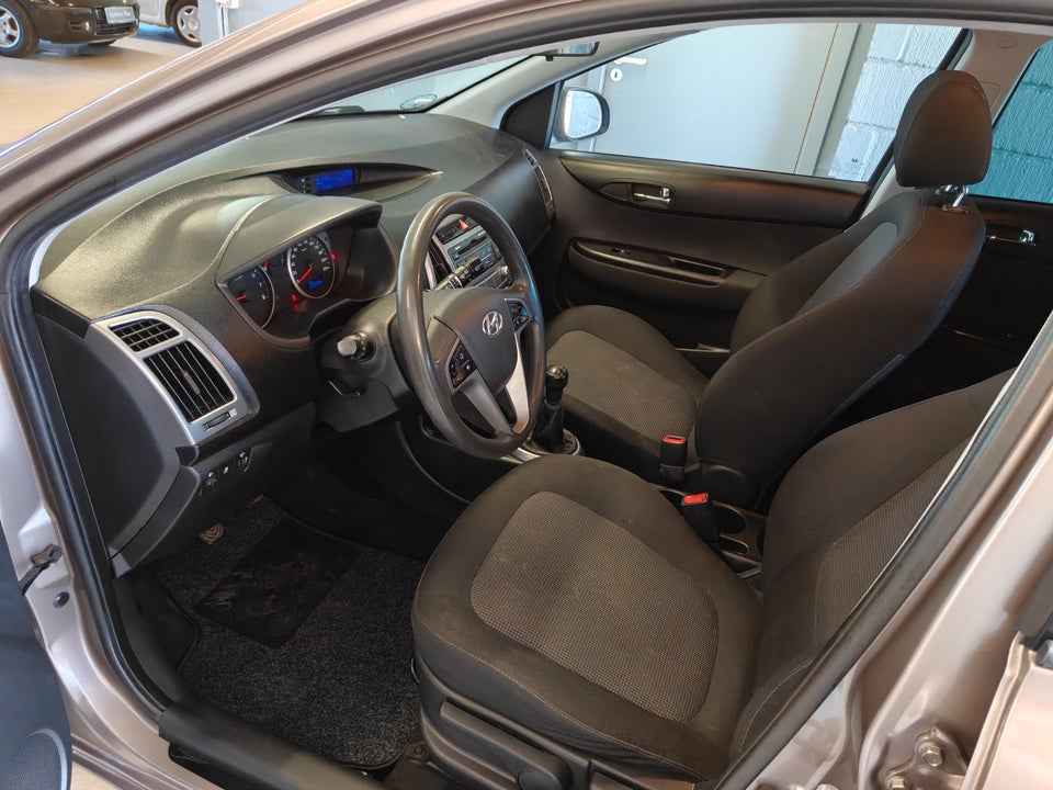 Hyundai i20 1,25 Comfort 5d