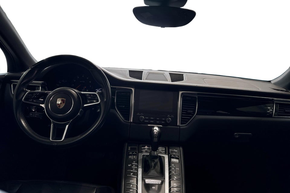 Porsche Macan GTS 3,0 PDK 5d