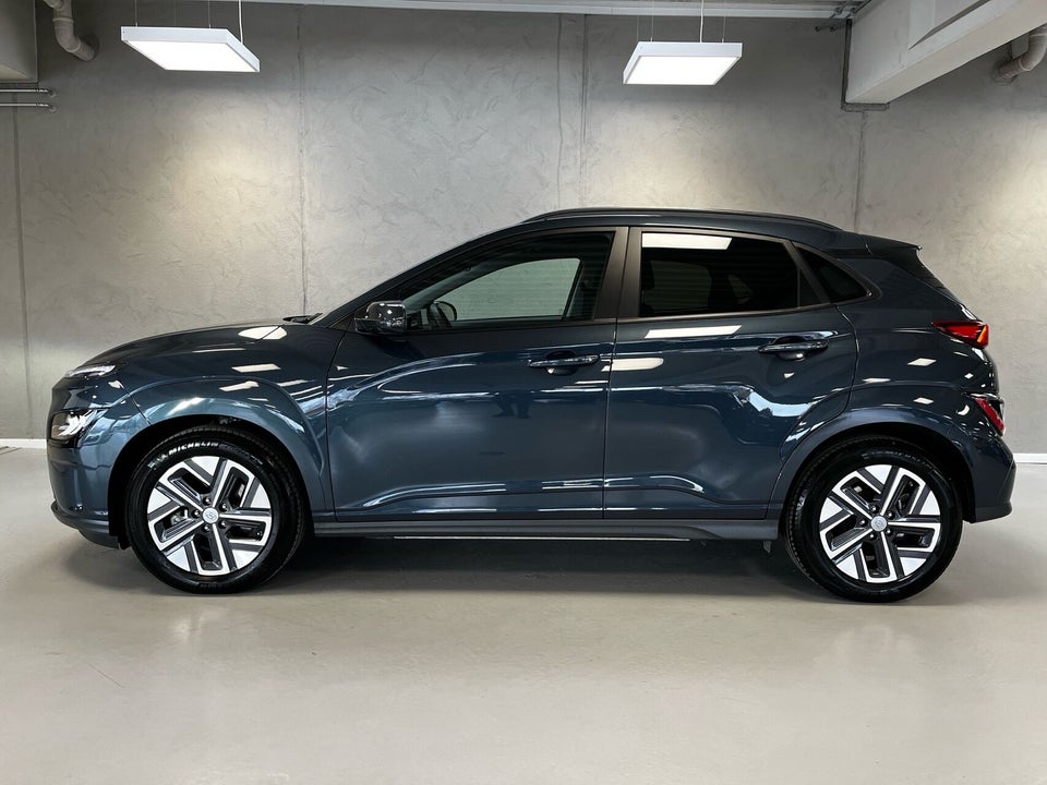 Hyundai Kona 39 EV Essential 5d