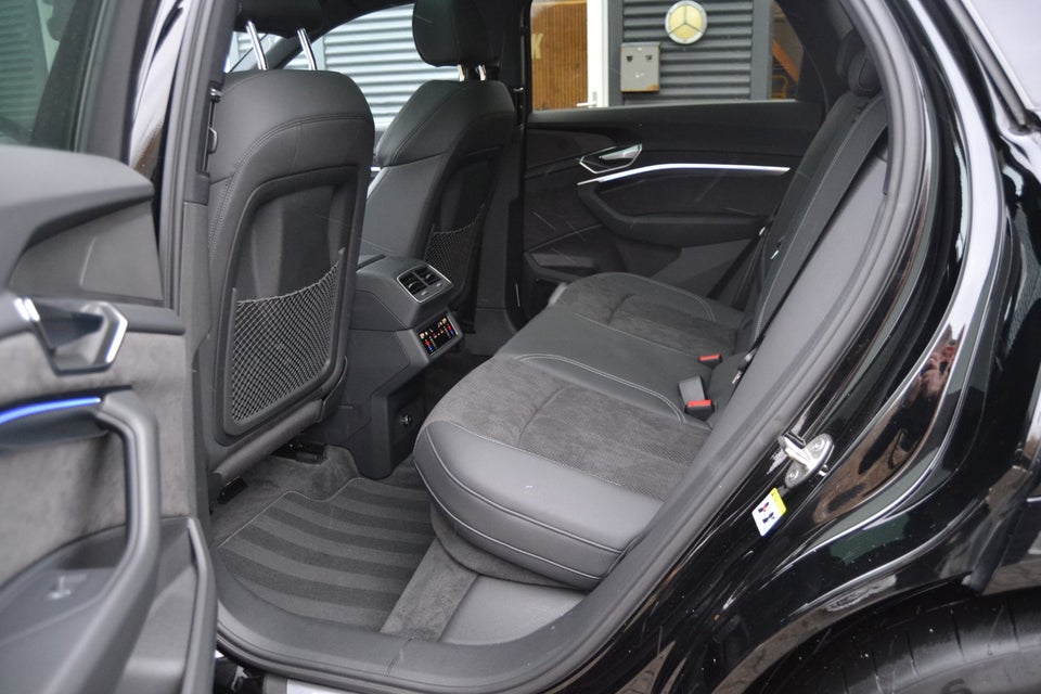 Audi e-tron 55 S-line quattro 5d