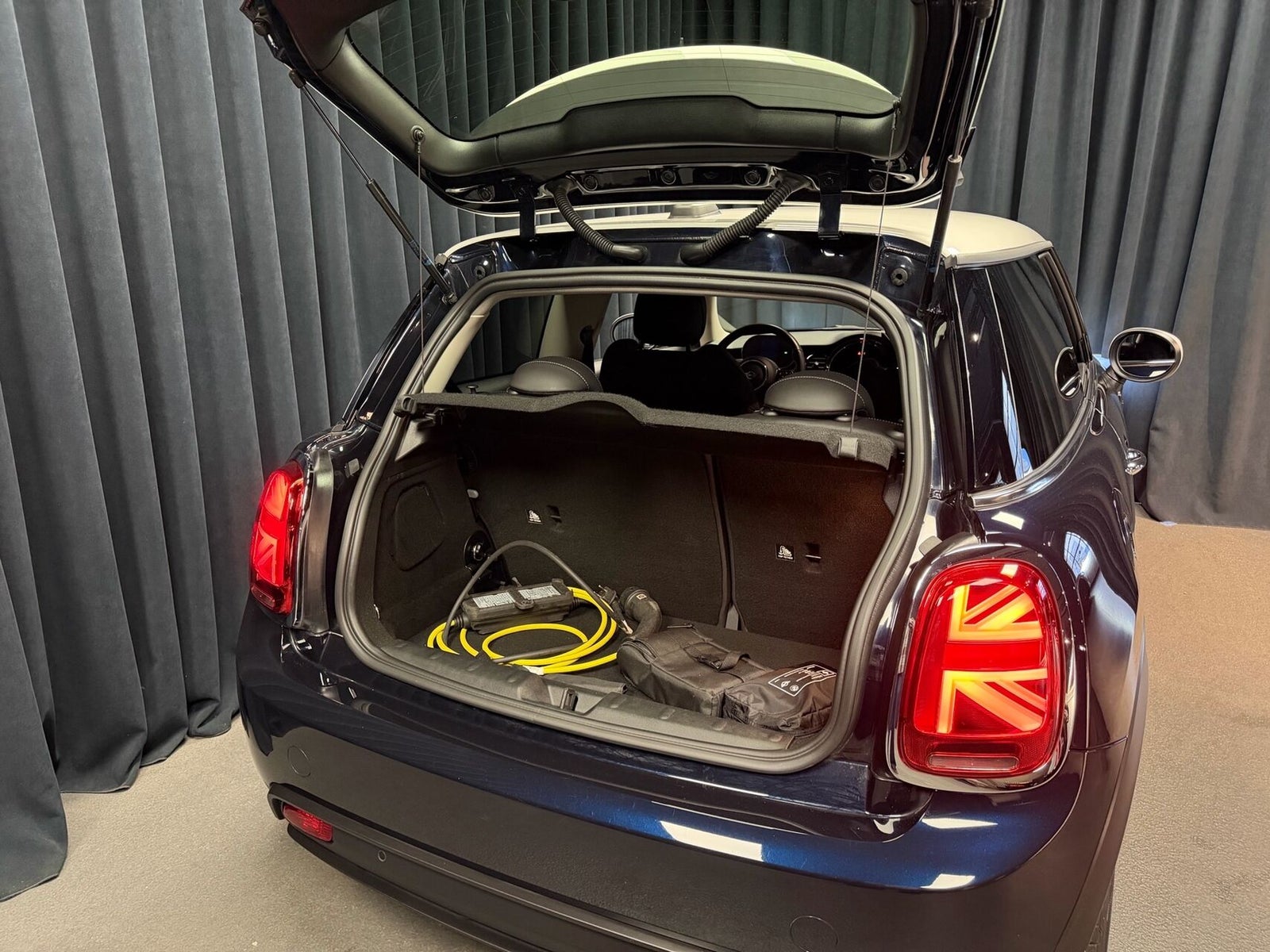 MINI Cooper SE Classic 3d