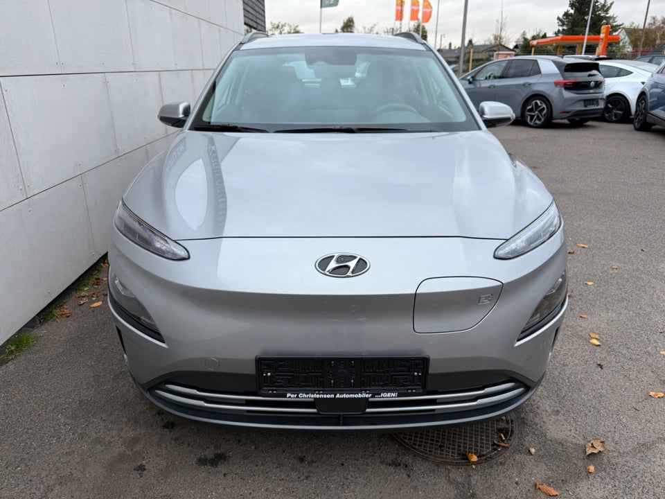 Hyundai Kona 39 EV Essential 5d