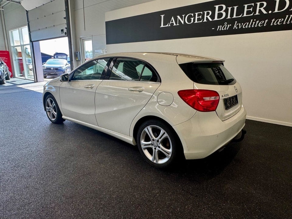 Mercedes A200 1,6 Urban 5d