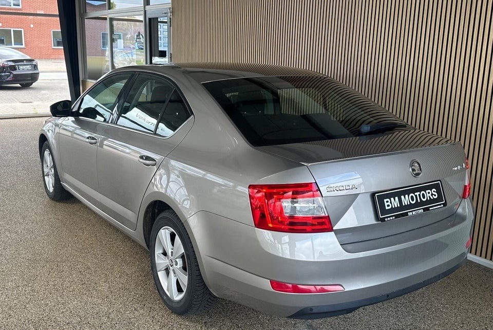 Skoda Octavia 1,8 TSi 180 Elegance DSG 5d