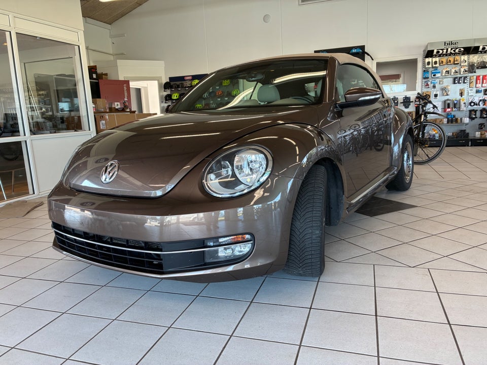 VW The Beetle 1,2 TSi 105 Design Cabriolet 2d