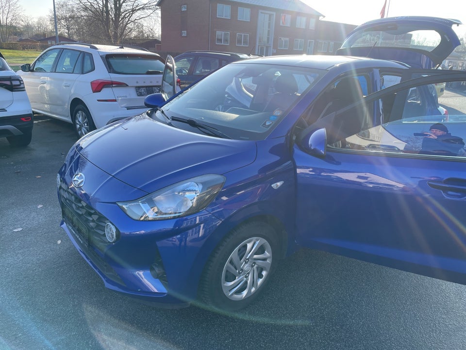 Hyundai i10 1,0 MPi Essential 5d