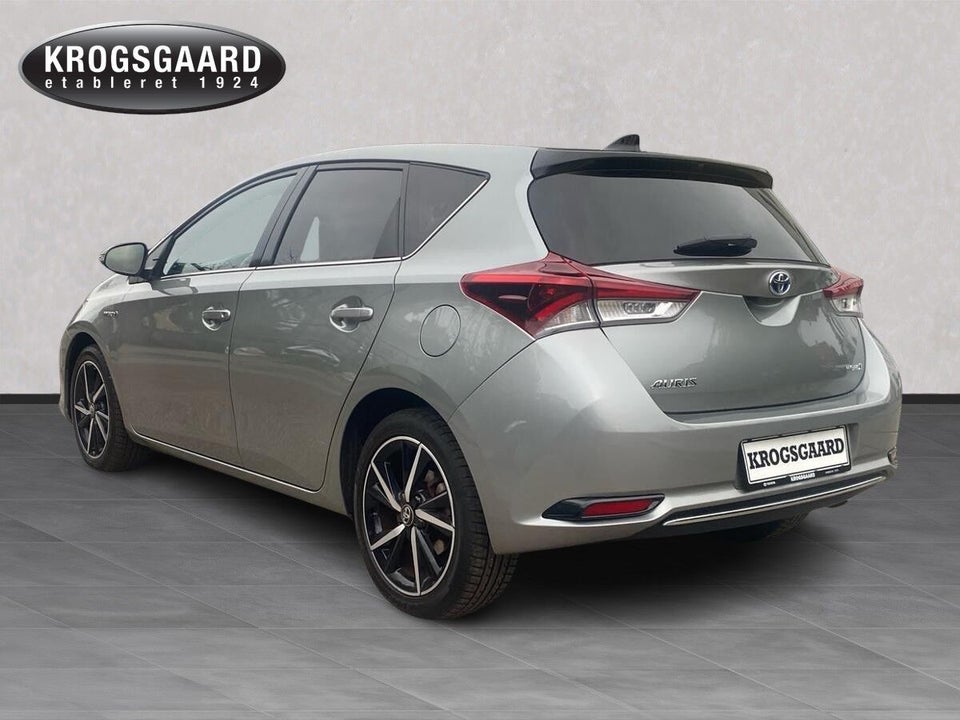Toyota Auris 1,8 Hybrid Prestige CVT 5d