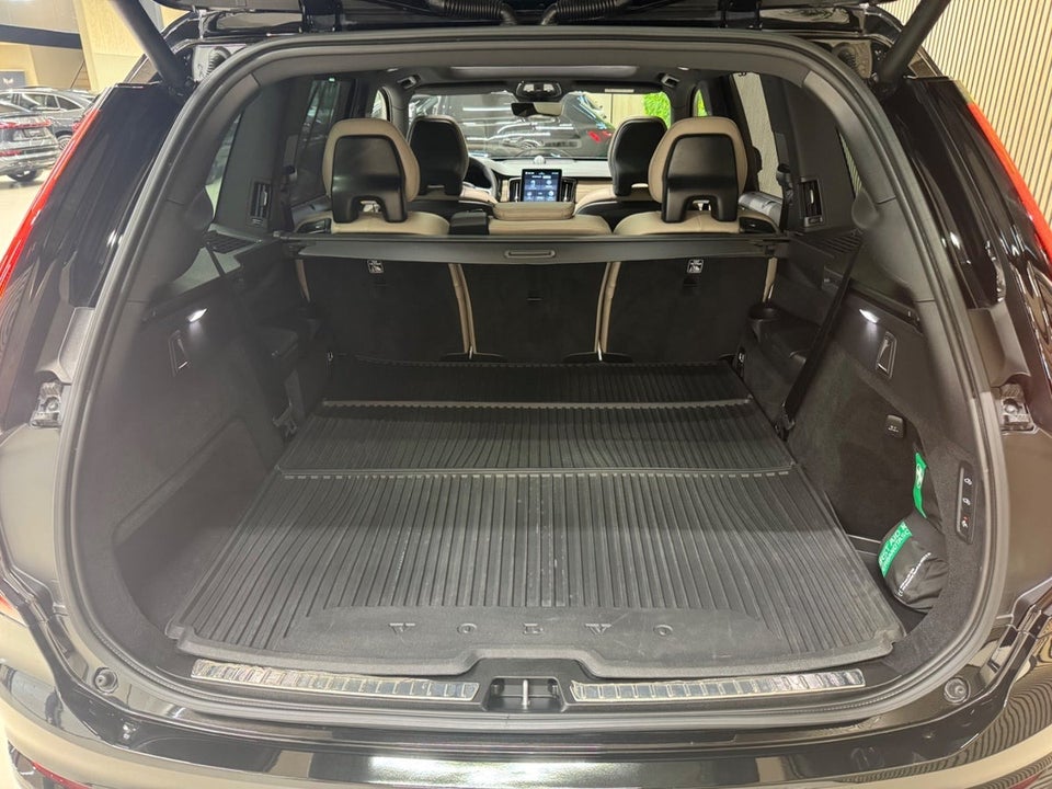 Volvo XC90 2,0 T8 ReCharge Ultra Dark aut. AWD 7prs 5d