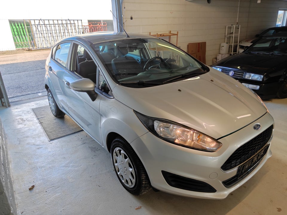 Ford Fiesta 1,0 80 Trend 5d