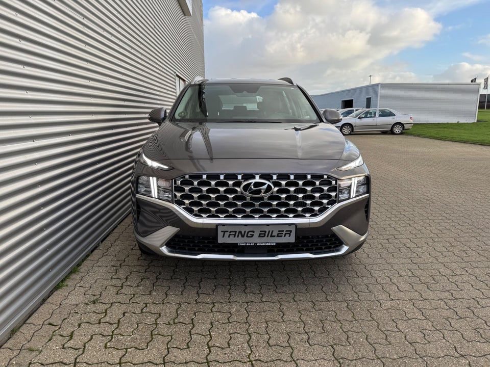 Hyundai Santa Fe 1,6 PHEV Essential aut. 4WD 7prs 5d