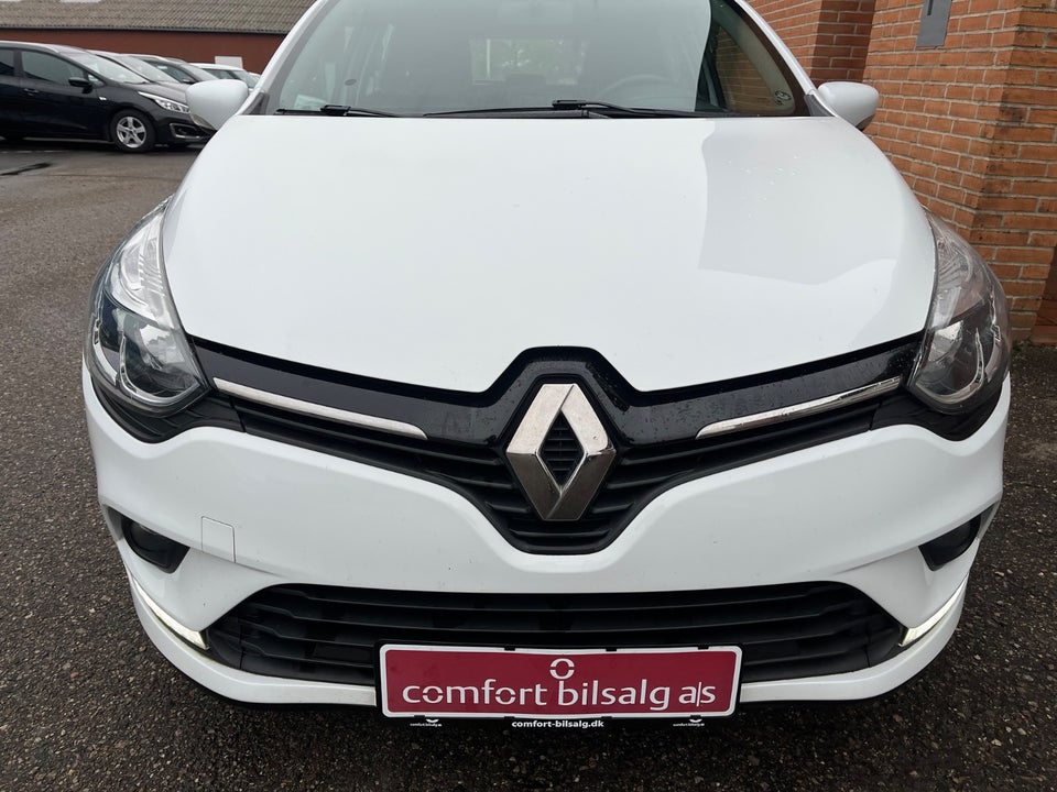 Renault Clio IV 1,5 dCi 90 Zen Sport Tourer 5d