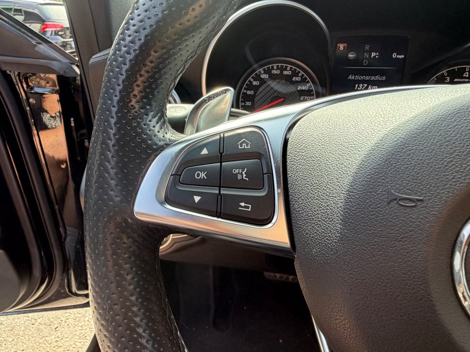Mercedes C63 4,0 AMG stc. aut. 5d