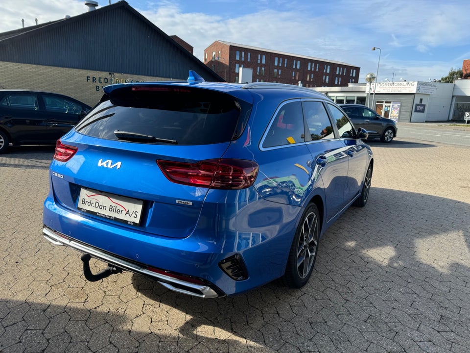 Kia Ceed 1,6 PHEV Upgrade Premium SW DCT 5d