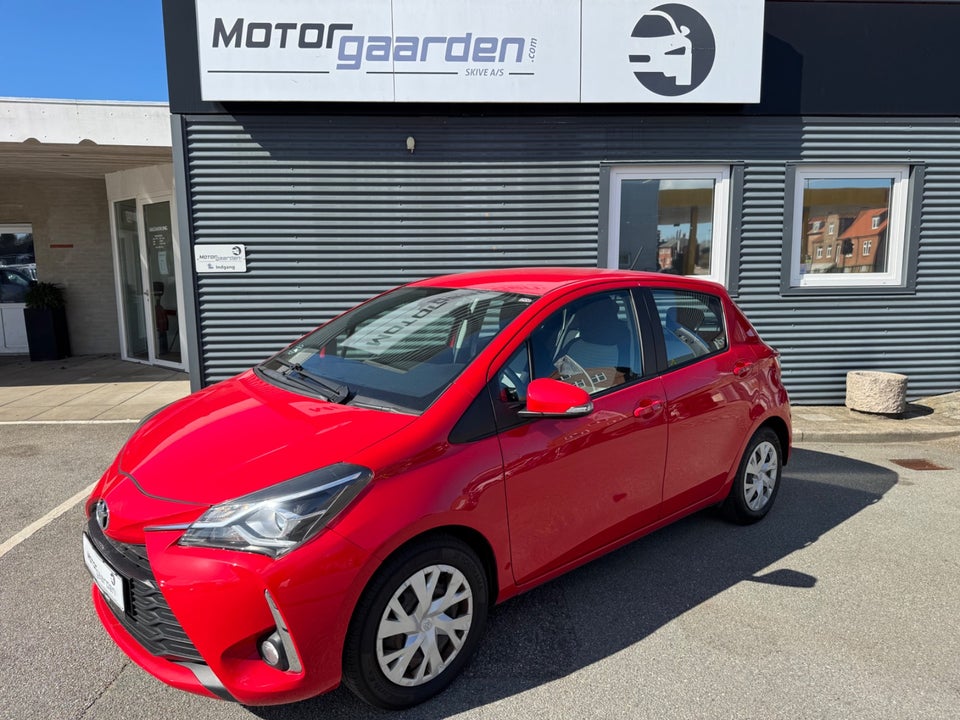 Toyota Yaris 1,0 VVT-i T2 5d