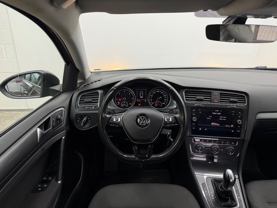 VW Golf VII 1,6 TDi 115 Comfortline Variant DSG Van 5d