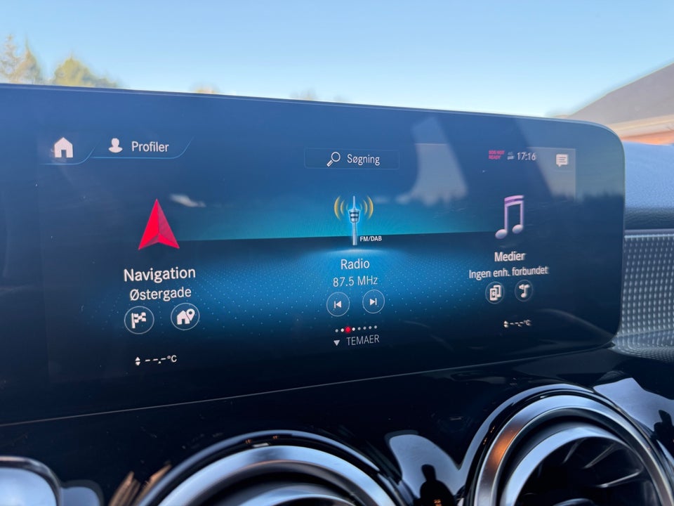 Mercedes EQB250+ Progressive 5d