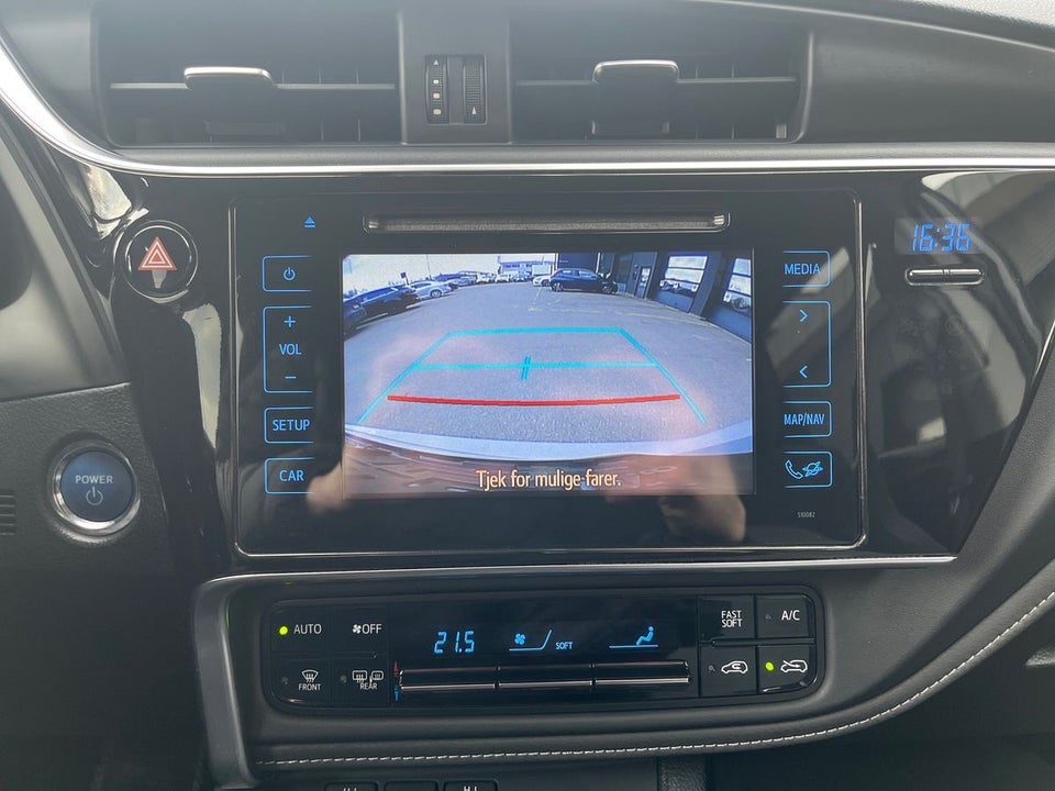 Toyota Auris 1,8 Hybrid H2 Style Touring Sports CVT 5d