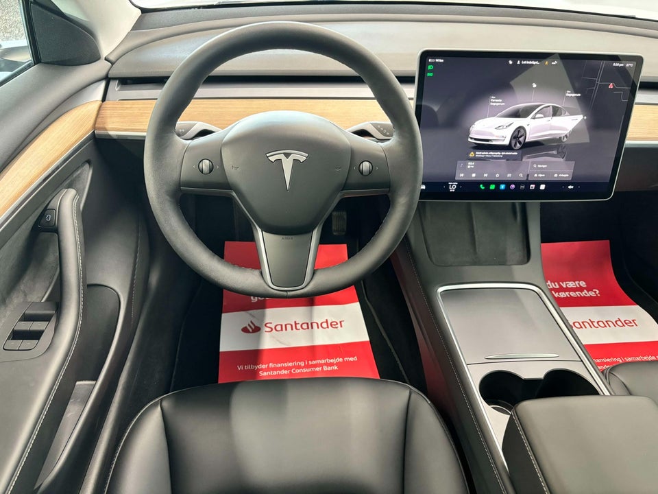 Tesla Model 3 Long Range AWD 4d