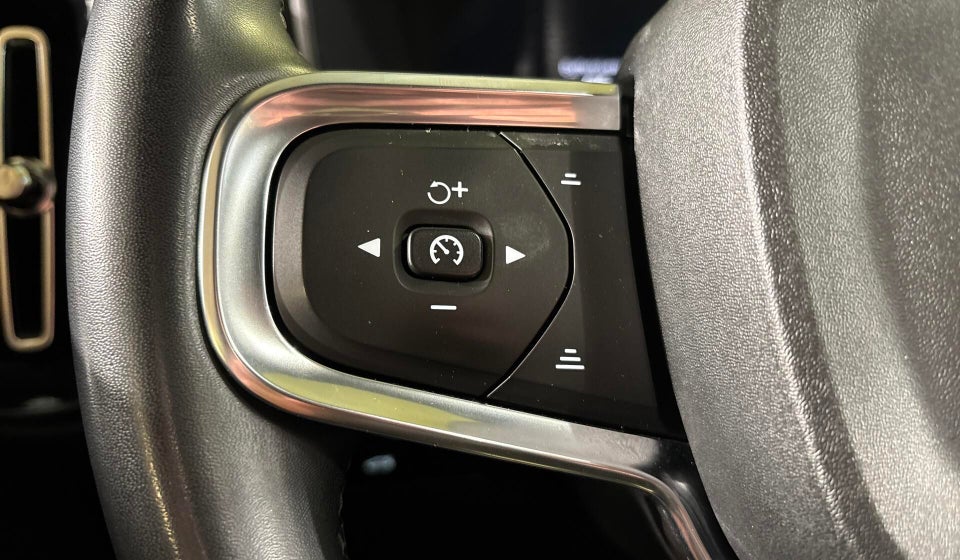 Volvo XC40 P6 ReCharge Core 5d