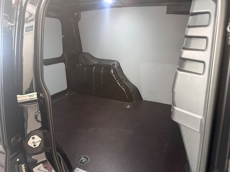 VW Caddy 2,0 TDi 102 Cargo