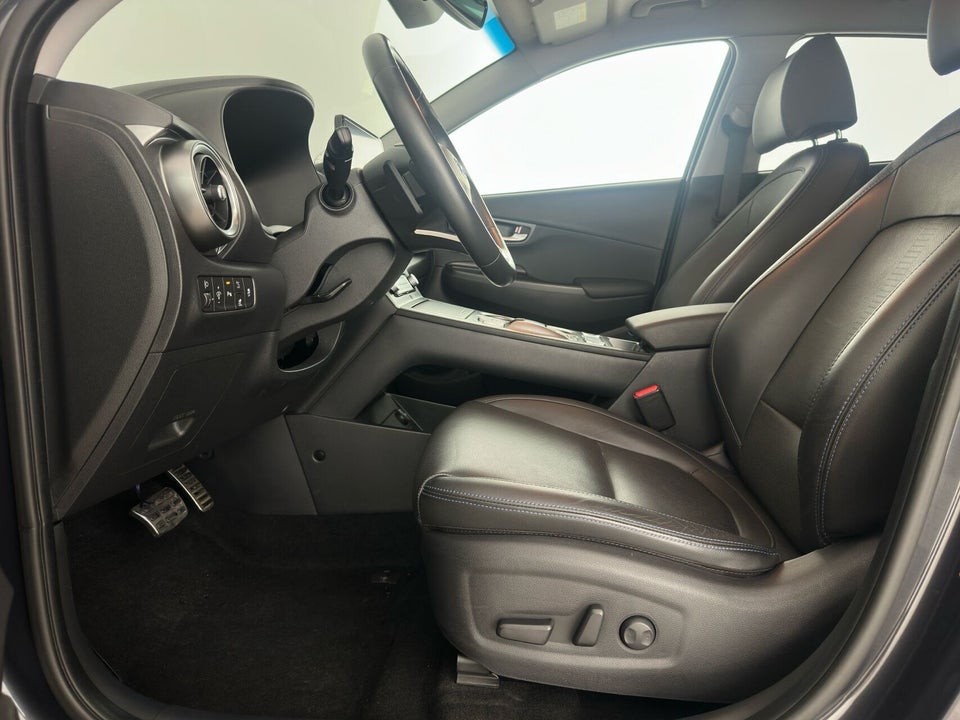 Hyundai Kona 64 EV Ultimate 5d