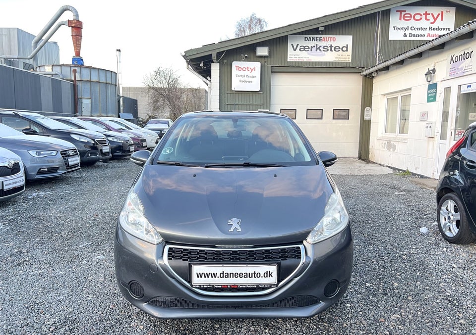 Peugeot 208 1,2 VTi Active 5d